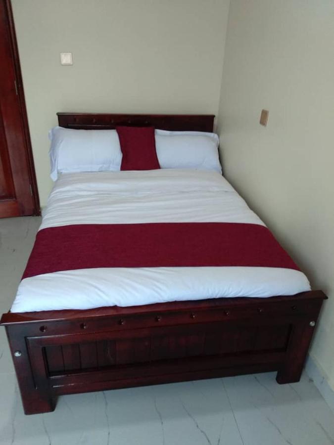 Golden View Hotel Ibanda Exterior foto